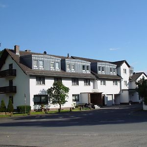 Zur Burgruine Frauenberg